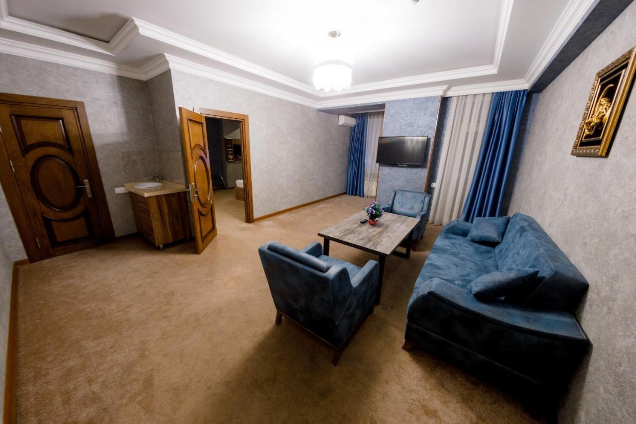 Royal Sapphire Hotel Baku Exterior photo